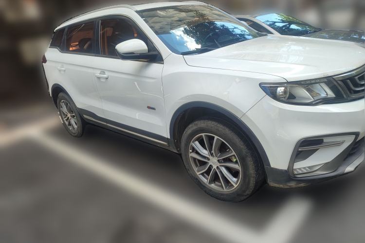 Used Geely Auto Emgrand X7 Sport 2018 1.8TD Automatic Two-Wheel Drive Zhiya Model Front Right 45 Deg
