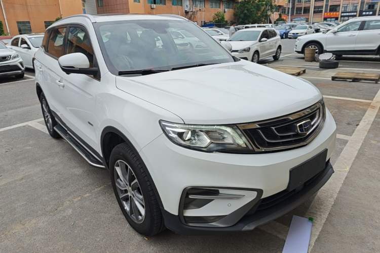Used Geely Auto Emgrand X7 Sport 2018 1.8TD Automatic Two-Wheel Drive Smart 4G Connected Version Front Right 45 Deg