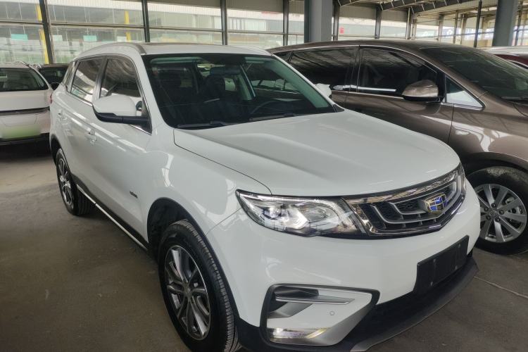 Used Geely Auto Emgrand X7 Sport 2018 1.8TD Automatic Two-Wheel Drive Smart Connect 4G Internet Edition Front Right 45 Deg