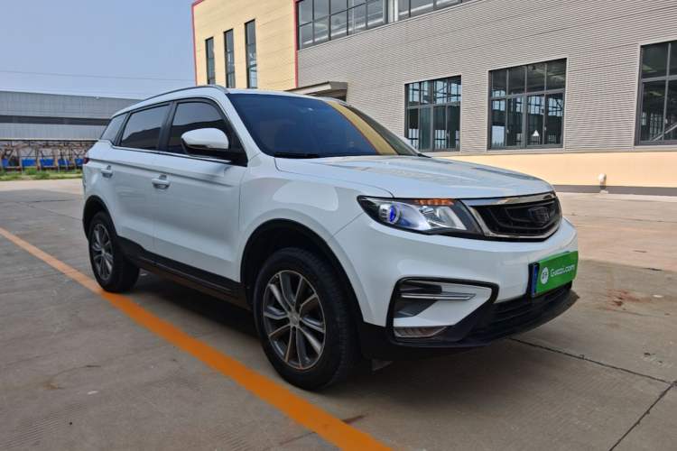 Used Geely Auto Emgrand X7 Sport 2018 2.0L Manual Two-Wheel Drive Zhiya Version Front Right 45 Deg