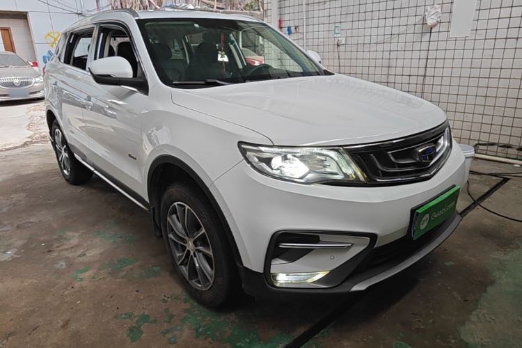 Used Geely Auto Emgrand X7 Sport 2018 1.8TD Automatic Two-Wheel Drive Smart Connect 4G Internet Edition Front Right 45 Deg