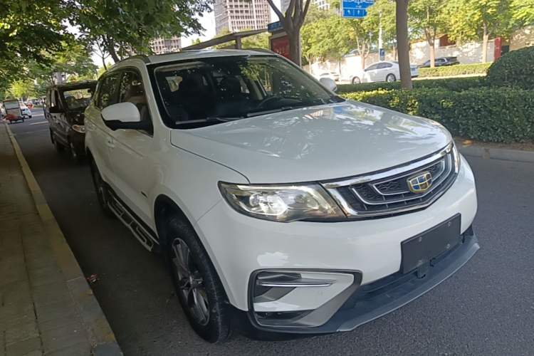 Used Geely Auto Emgrand X7 Sport 2018 1.8TD Automatic Two-Wheel Drive Smart 4G Connected Version Front Right 45 Deg
