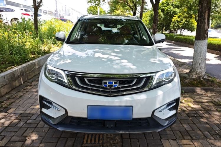 Used Geely Auto Emgrand X7 Sport 2018 1.8TD Automatic Two-Wheel Drive ZhiZun Model with 4G Connectivity Front