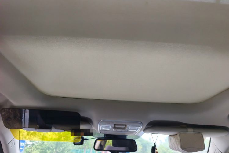 Used Geely Auto Emgrand X7 Sport 2018 1.8TD Automatic Two-Wheel Drive Smart 4G Connected Version Headliner