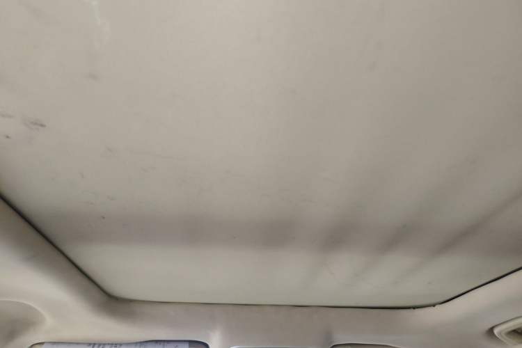 Used Geely Auto Emgrand X7 Sport 2018 1.8TD Automatic Two-Wheel Drive Smart Connect 4G Internet Edition Headliner