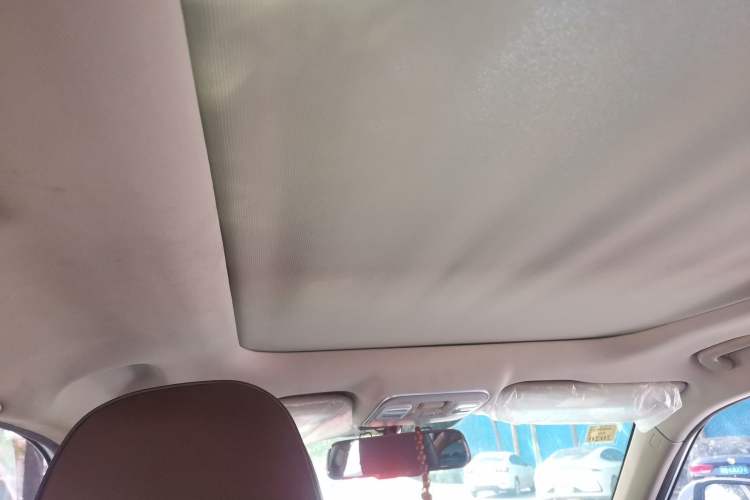 Used Geely Auto Emgrand X7 Sport 2018 1.8TD Manual Two-Wheel Drive Zhiya Model Headliner