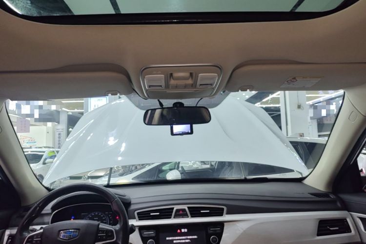 Used Geely Auto Emgrand X7 Sport 2018 1.8TD Automatic Two-Wheel Drive Smart Connect 4G Internet Edition Headliner