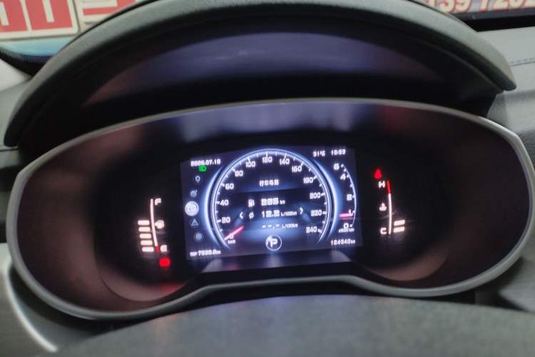 Used Geely Auto Emgrand X7 Sport 2018 1.8TD Automatic Two-Wheel Drive Smart Connect 4G Internet Edition Instrument Cluster