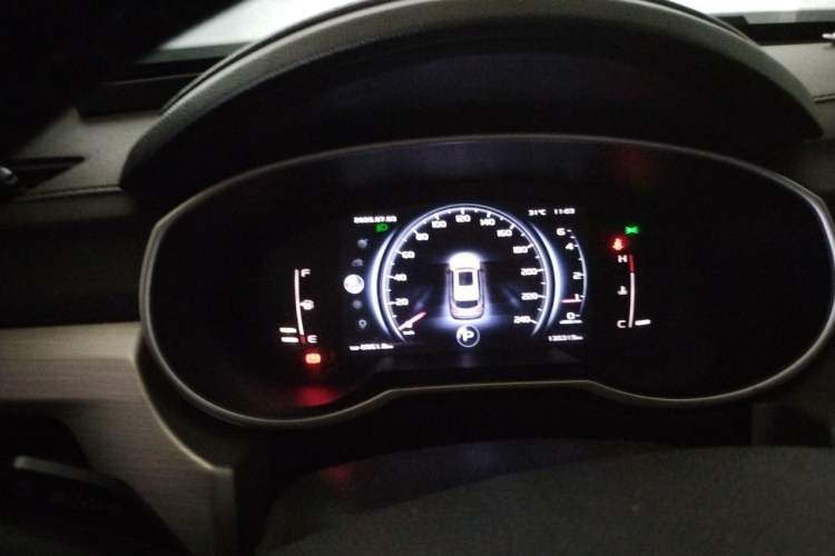 Used Geely Auto Emgrand X7 Sport 2018 1.8TD Automatic Two-Wheel Drive Smart 4G Connected Version Instrument Cluster