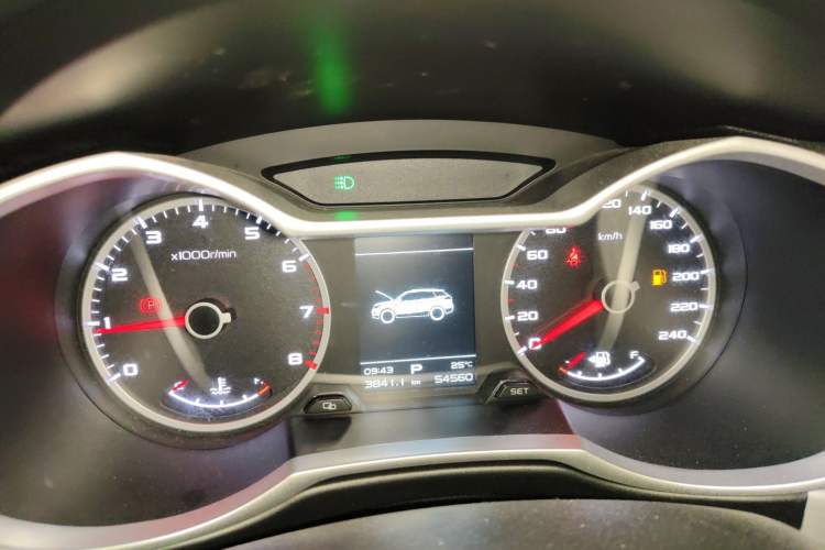 Used Geely Auto Emgrand X7 Sport 2018 1.8TD Automatic Two-Wheel Drive Zhiya Model Instrument Cluster