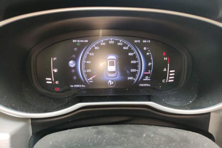 Used Geely Auto Emgrand X7 Sport 2018 1.8TD Automatic Two-Wheel Drive Smart Connect 4G Internet Edition Instrument Cluster