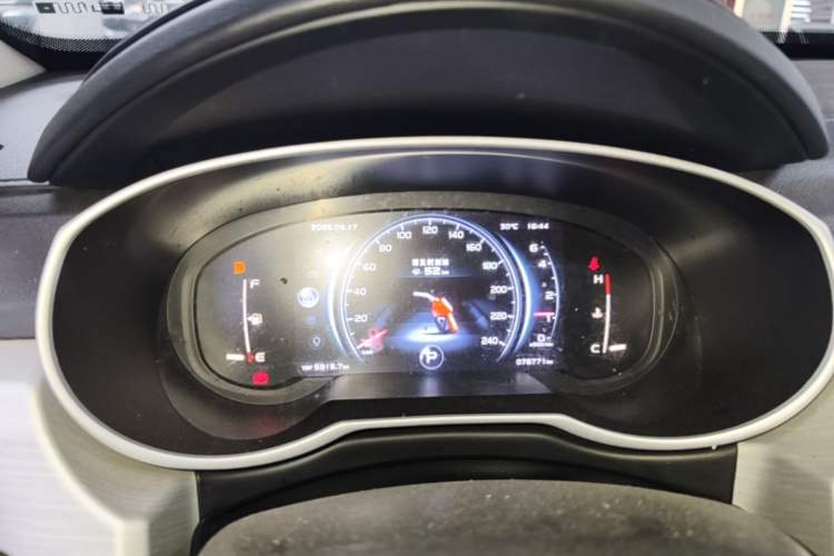 Used Geely Auto Emgrand X7 Sport 2018 1.8TD Automatic Two-Wheel Drive Smart Connect 4G Internet Edition Instrument Cluster