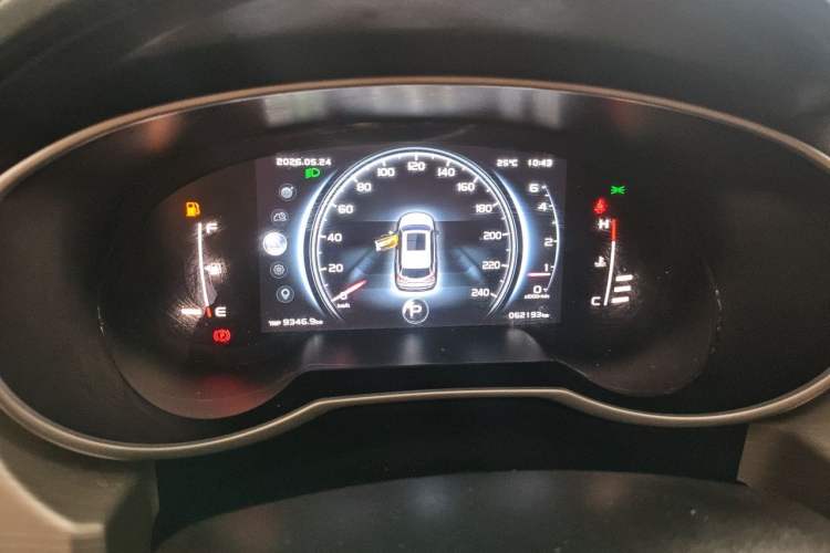 Used Geely Auto Emgrand X7 Sport 2018 1.8TD Automatic Two-Wheel Drive Smart Connect 4G Internet Edition Instrument Cluster