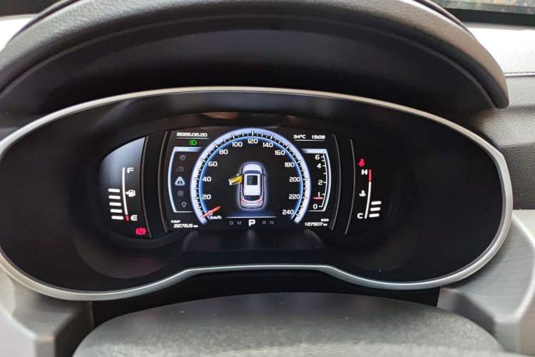 Used Geely Auto Emgrand X7 Sport 2018 1.8TD Automatic Two-Wheel Drive Smart 4G Connected Version Instrument Cluster