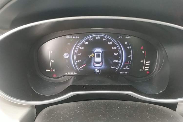 Used Geely Auto Emgrand X7 Sport 2018 1.8TD Automatic Two-Wheel Drive Smart Connect 4G Internet Edition Instrument Cluster