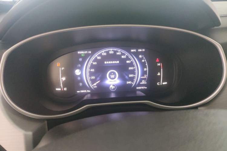 Used Geely Auto Emgrand X7 Sport 2018 1.8TD Automatic Two-Wheel Drive Smart Connect 4G Internet Edition Instrument Cluster
