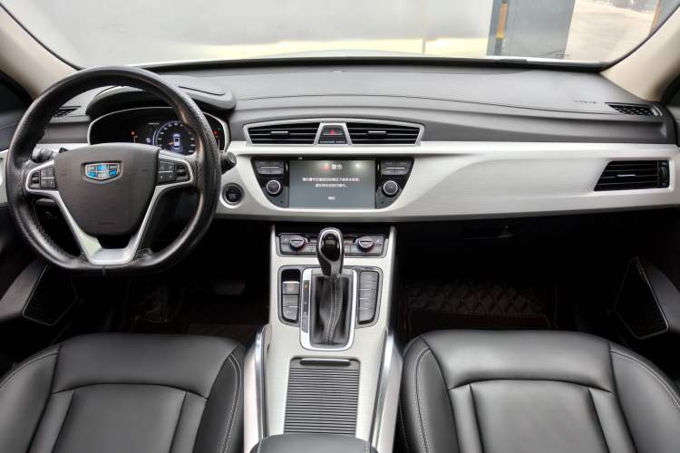 Used Geely Auto Emgrand X7 Sport 2018 1.8TD Automatic Two-Wheel Drive Smart Connect 4G Internet Edition Instrument Cluster