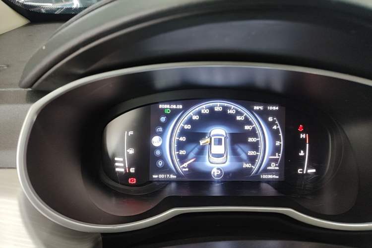 Used Geely Auto Emgrand X7 Sport 2018 1.8TD Automatic Two-Wheel Drive Smart Connect 4G Internet Edition Instrument Cluster
