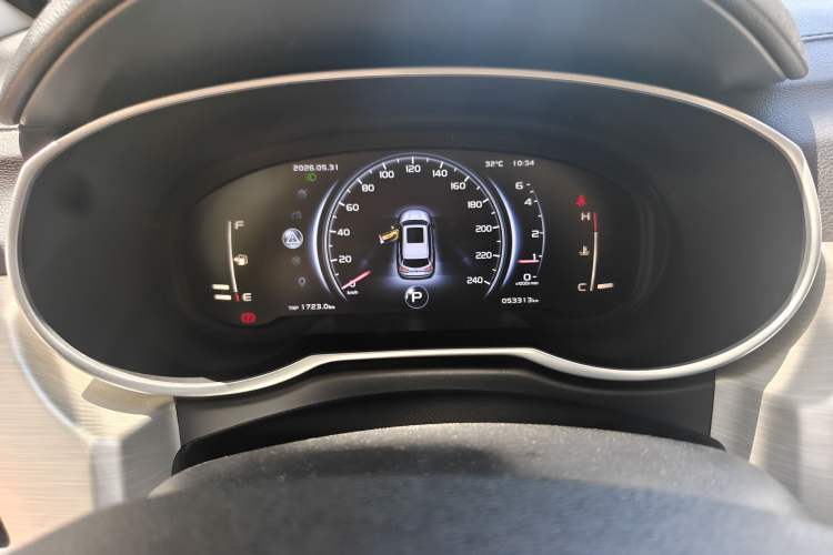 Used Geely Auto Emgrand X7 Sport 2018 1.8TD Automatic Two-Wheel Drive Smart Connect 4G Internet Edition Instrument Cluster