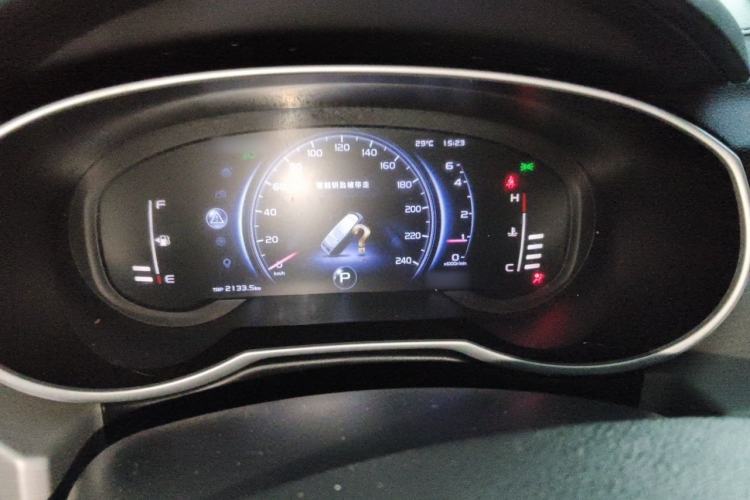 Used Geely Auto Emgrand X7 Sport 2018 Revised Version 1.8TD Automatic Two-Wheel Drive Smart Connectivity 4G-Enabled Edition Instrument Cluster