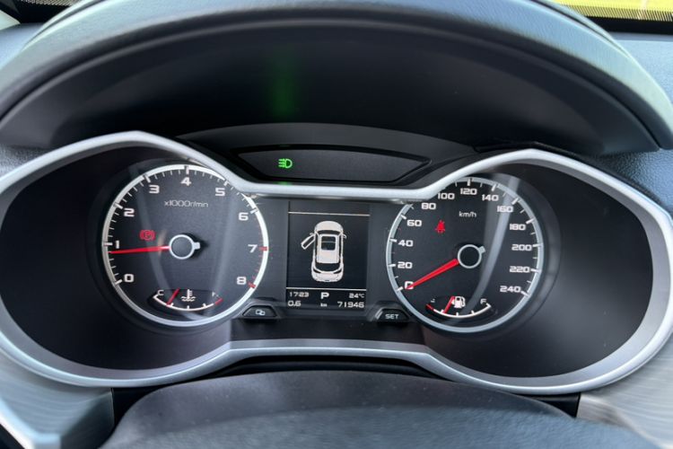 Used Geely Auto Emgrand X7 Sport 2018 1.8TD Automatic Two-Wheel Drive Zhiya Model Instrument Cluster
