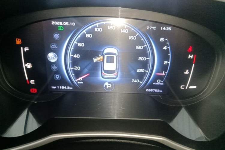 Used Geely Auto Emgrand X7 Sport 2018 1.8TD Automatic Two-Wheel Drive Smart Connect 4G Internet Edition Instrument Cluster