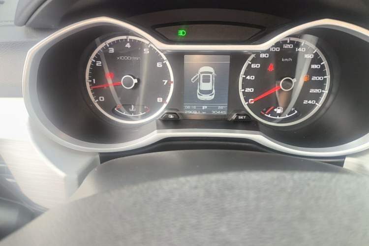 Used Geely Auto Emgrand X7 Sport 2018 1.8TD Automatic Two-Wheel Drive Zhiya Model Instrument Cluster