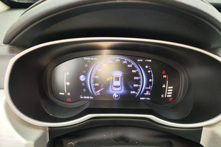 Used Geely Auto Emgrand X7 Sport 2018 1.8TD Automatic Two-Wheel Drive Smart Connect 4G Internet Edition Instrument Cluster