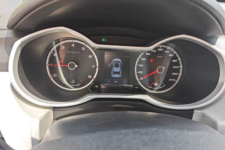 Used Geely Auto Emgrand X7 Sport 2018 2.0L Manual Two-Wheel Drive Zhiya Version Instrument Cluster
