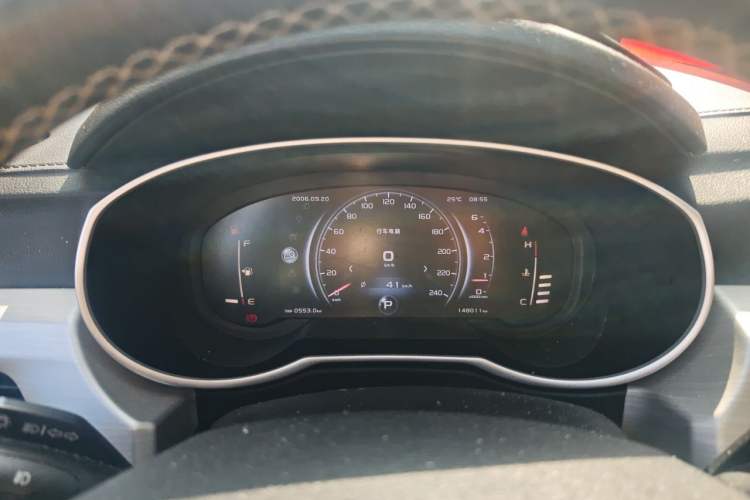 Used Geely Auto Emgrand X7 Sport 2018 1.8TD Automatic Two-Wheel Drive Smart Connect 4G Internet Edition Instrument Cluster