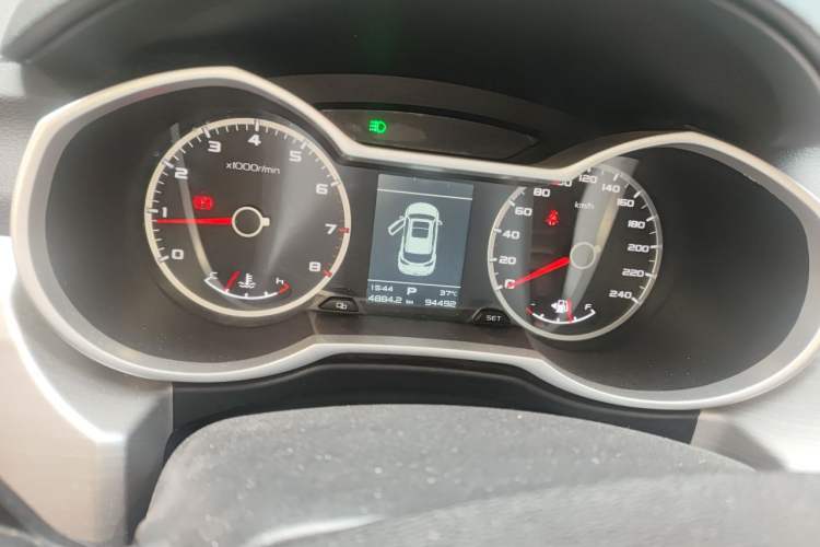 Used Geely Auto Emgrand X7 Sport 2018 1.8TD Automatic Two-Wheel Drive Zhiya Model Instrument Cluster