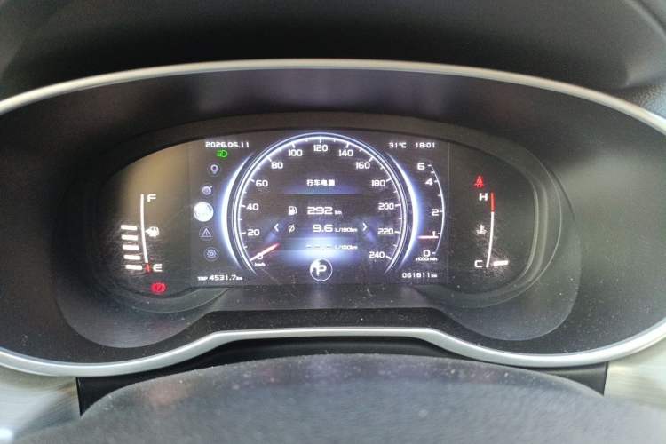 Used Geely Auto Emgrand X7 Sport 2018 1.8TD Automatic Two-Wheel Drive Smart 4G Connected Version Instrument Cluster
