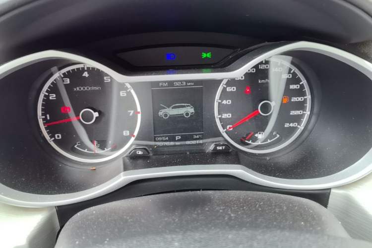 Used Geely Auto Emgrand X7 Sport 2018 1.8TD Automatic Two-Wheel Drive Zhiya Model Instrument Cluster