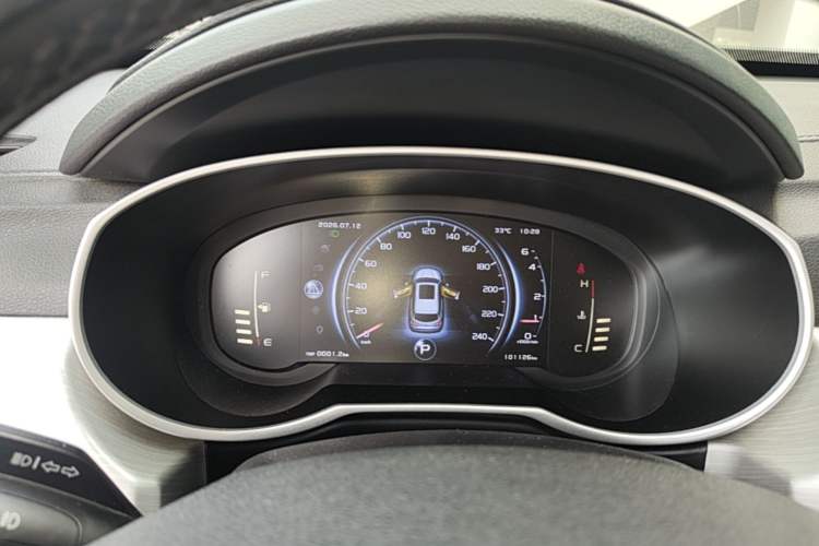Used Geely Auto Emgrand X7 Sport 2018 1.8TD Automatic Two-Wheel Drive Smart Connect 4G Internet Edition Instrument Cluster