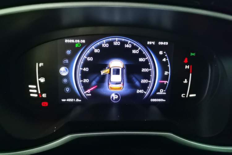 Used Geely Auto Emgrand X7 Sport 2018 1.8TD Automatic Two-Wheel Drive Smart Connect 4G Internet Edition Instrument Cluster