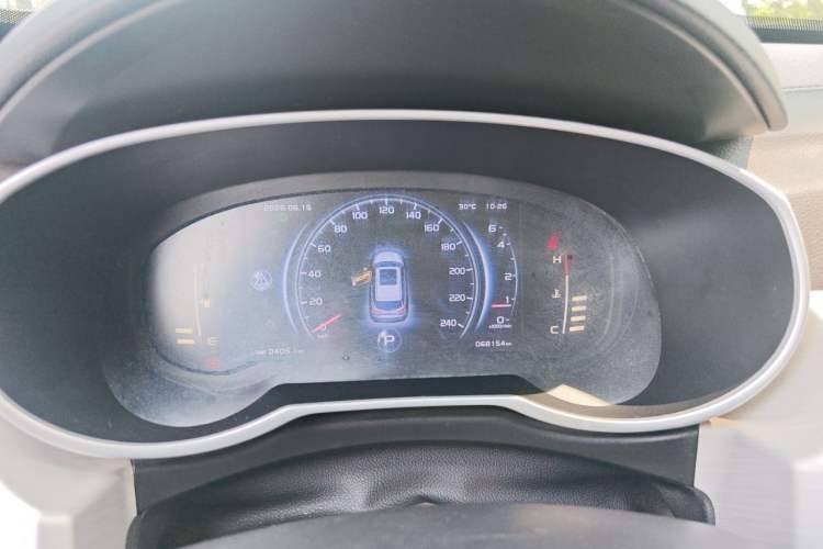 Used Geely Auto Emgrand X7 Sport 2018 1.8TD Automatic Two-Wheel Drive Smart Connect 4G Internet Edition Instrument Cluster