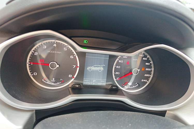 Used Geely Auto Emgrand X7 Sport 2018 1.8TD Automatic Two-Wheel Drive Zhiya Model Instrument Cluster