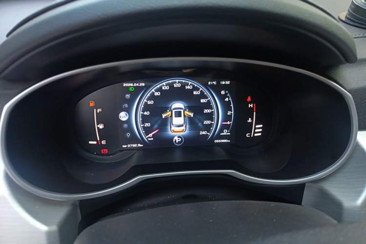 Used Geely Auto Emgrand X7 Sport 2018 Revised Version 1.8TD Automatic Two-Wheel Drive Smart Connectivity 4G-Enabled Edition Instrument Cluster