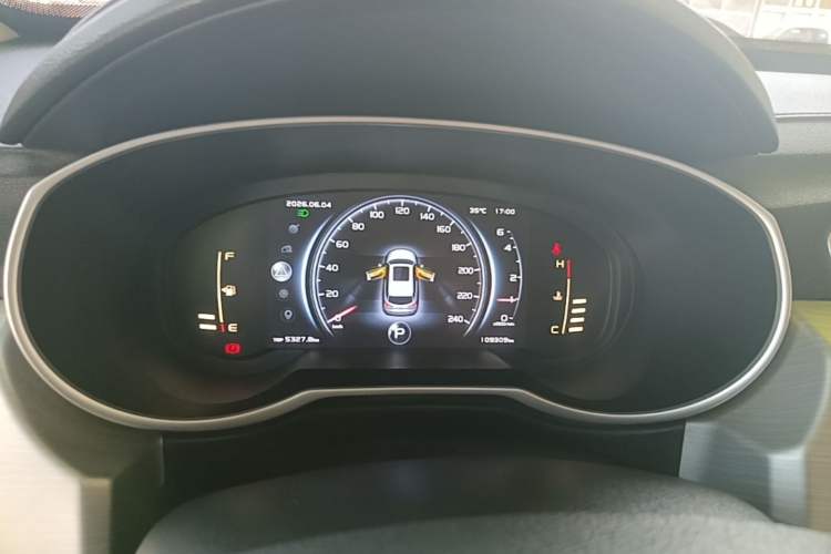 Used Geely Auto Emgrand X7 Sport 2018 1.8TD Automatic Two-Wheel Drive Smart 4G Connected Version Instrument Cluster
