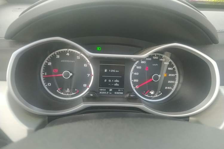 Used Geely Auto Emgrand X7 Sport 2018 1.8TD Automatic Two-Wheel Drive Zhiya Model Instrument Cluster