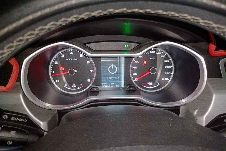 Used Geely Auto Emgrand X7 Sport 2018 1.8TD Automatic Two-Wheel Drive Zhiya Model Instrument Cluster