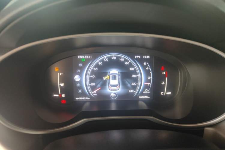 Used Geely Auto Emgrand X7 Sport 2018 1.8TD Automatic Two-Wheel Drive Smart Connect 4G Internet Edition Instrument Cluster