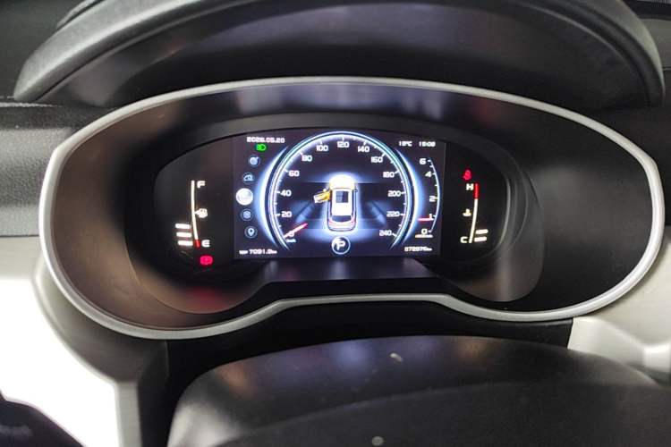 Used Geely Auto Emgrand X7 Sport 2018 1.8TD Automatic Two-Wheel Drive Smart Connect 4G Internet Edition Instrument Cluster