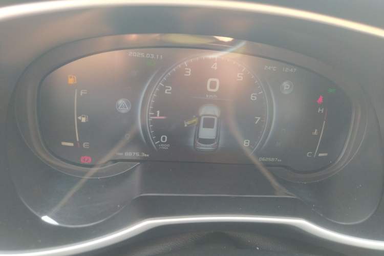 Used Geely Auto Emgrand X7 Sport 2018 1.8TD Automatic Two-Wheel Drive Smart Connect 4G Internet Edition Instrument Cluster