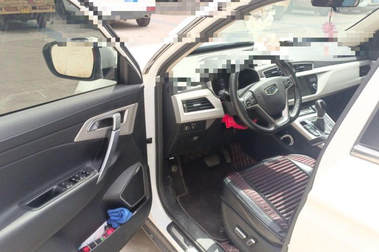 Used Geely Auto Emgrand X7 Sport 2018 1.8TD Automatic Two-Wheel Drive Smart Connect 4G Internet Edition Interior 3