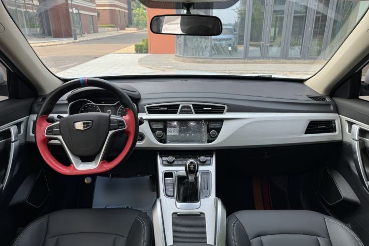 Used Geely Auto Emgrand X7 Sport 2018 2.0L Manual Two-Wheel Drive Zhiya Version Interior 3