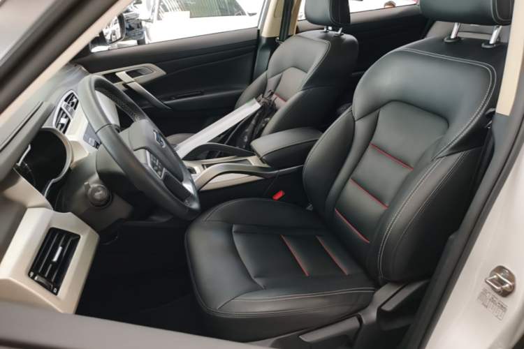 Used Geely Auto Emgrand X7 Sport 2018 1.8TD Automatic Two-Wheel Drive Zhiya Model Left Front Seat
