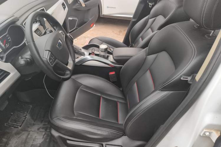Used Geely Auto Emgrand X7 Sport 2018 1.8TD Automatic Two-Wheel Drive Zhiya Model Left Front Seat