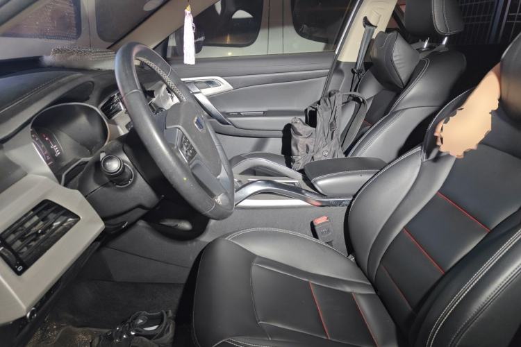 Used Geely Auto Emgrand X7 Sport 2018 1.8TD Automatic Two-Wheel Drive Smart Connect 4G Internet Edition Left Front Seat