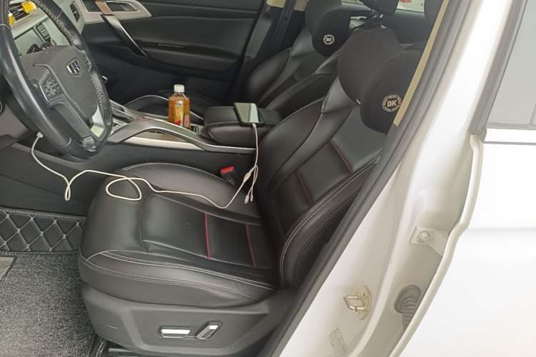 Used Geely Auto Emgrand X7 Sport 2018 1.8TD Automatic Two-Wheel Drive Smart Connect 4G Internet Edition Left Front Seat
